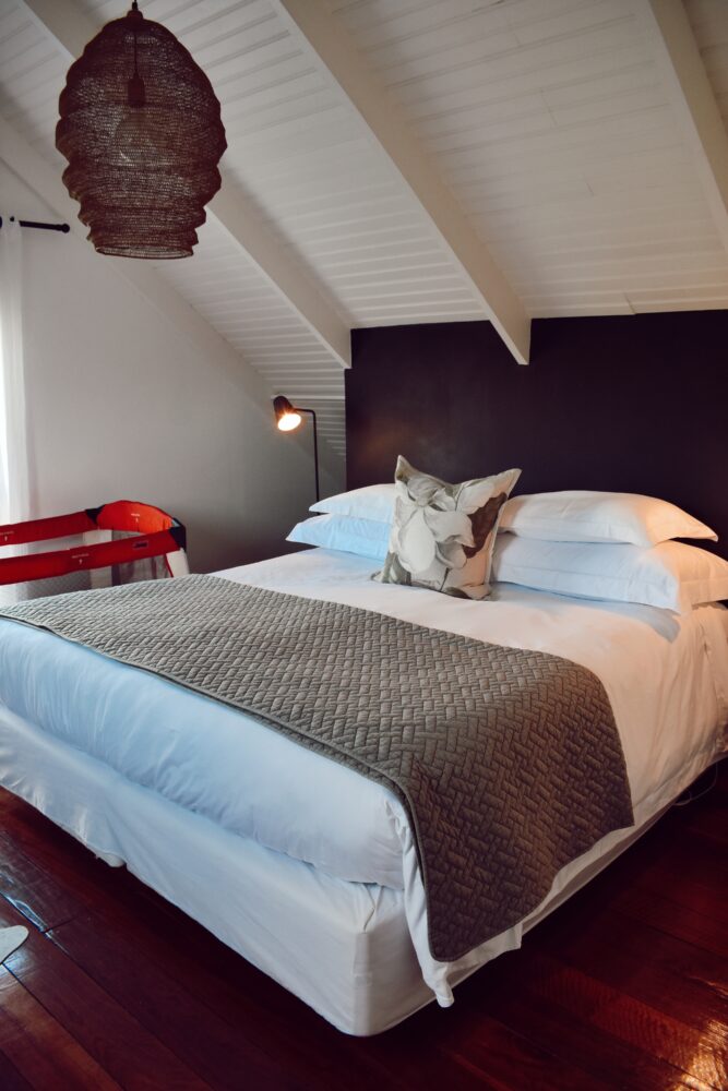 karoo-prinia-cottage-bedroom