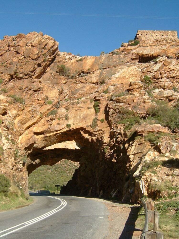 montagu-attractions-cogmanskloof-pass
