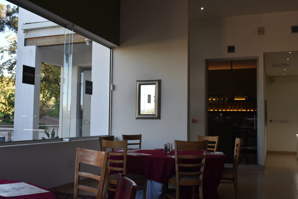 grill-room