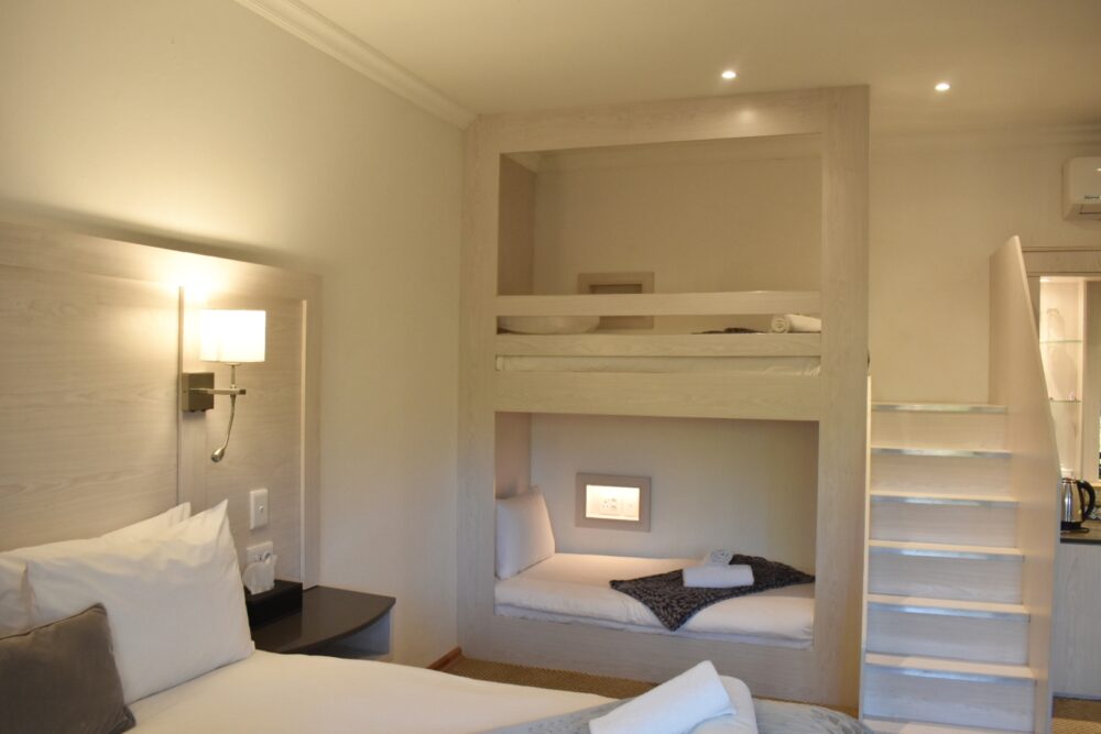 family-rooms-val-du-charron