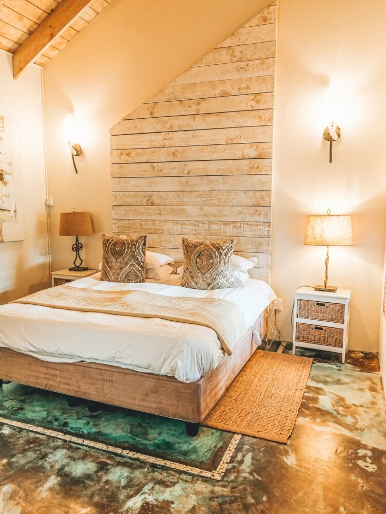 villa-chad-loggia-room