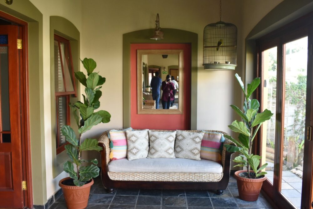 villa-chad-hallway
